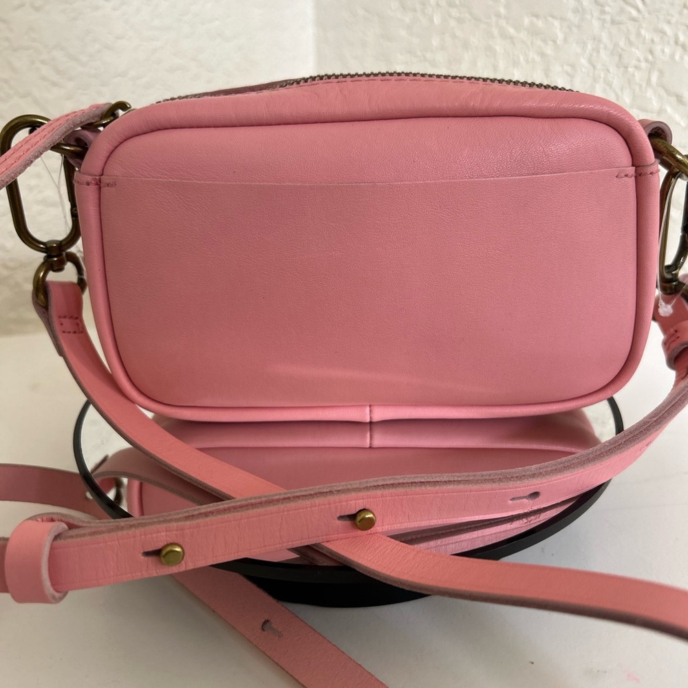 Madewell The Leather Carabiner Mini Crossbody Bag in Pink / Dried Blossom NEW - Picture 5 of 16